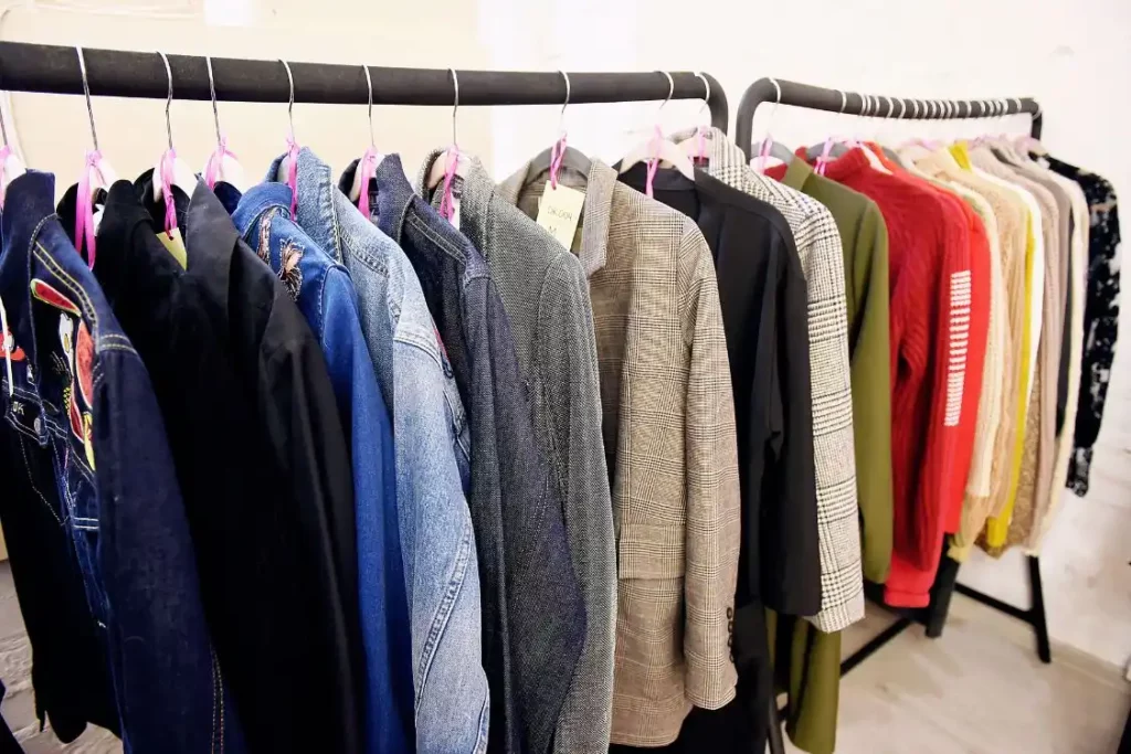 Perbedaan Hoodie Dan Sweater